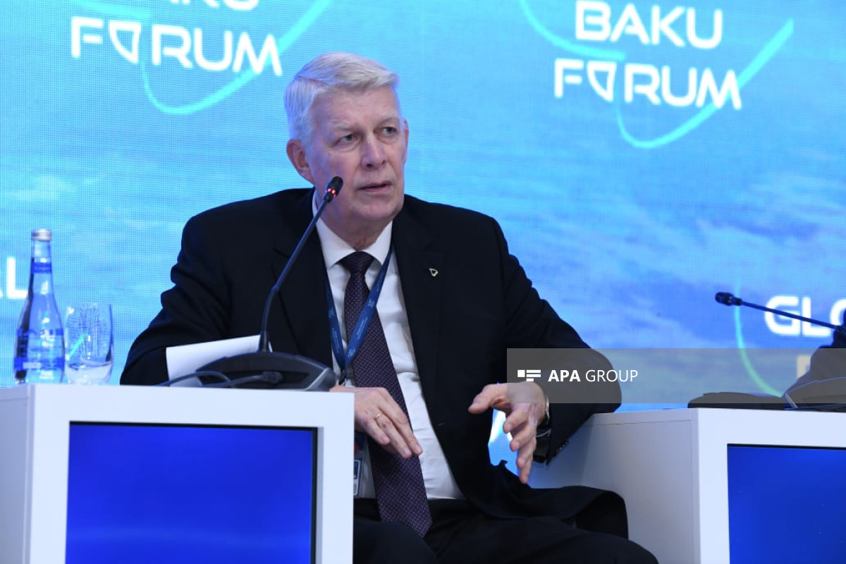 Latviyanın sabiq prezidenti: Azərbaycan balanslaşdırılmış real politikanı uğurla həyata keçirir