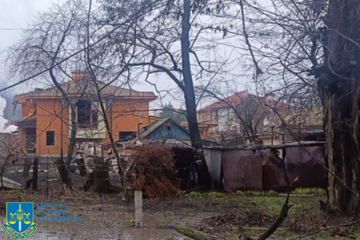 Odessa raket atəşinə tutudu -16 ölü, 55 yaralı var