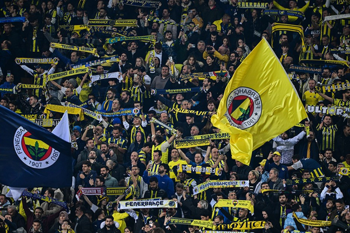 UEFA "Fənərbaxça"nı cəzalandırıb