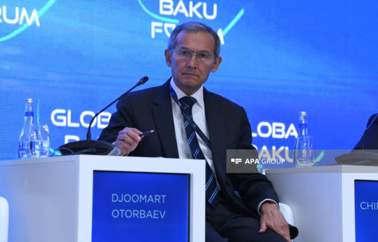 Qırğızıstanın sabiq Baş naziri COVID-19-un fəsadlarından danışıb