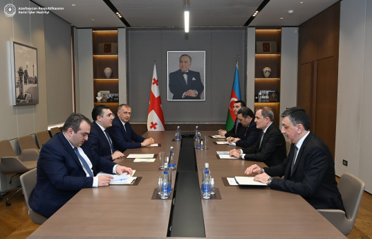 Ceyhun Bayramov Gürcüstanın xarici işlər naziri ilə regional vəziyyəti müzakirə edib