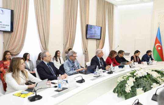 UNEC-də enerji iqtisadiyyatına həsr olunan beynəlxalq seminar keçirilib - FOTO 