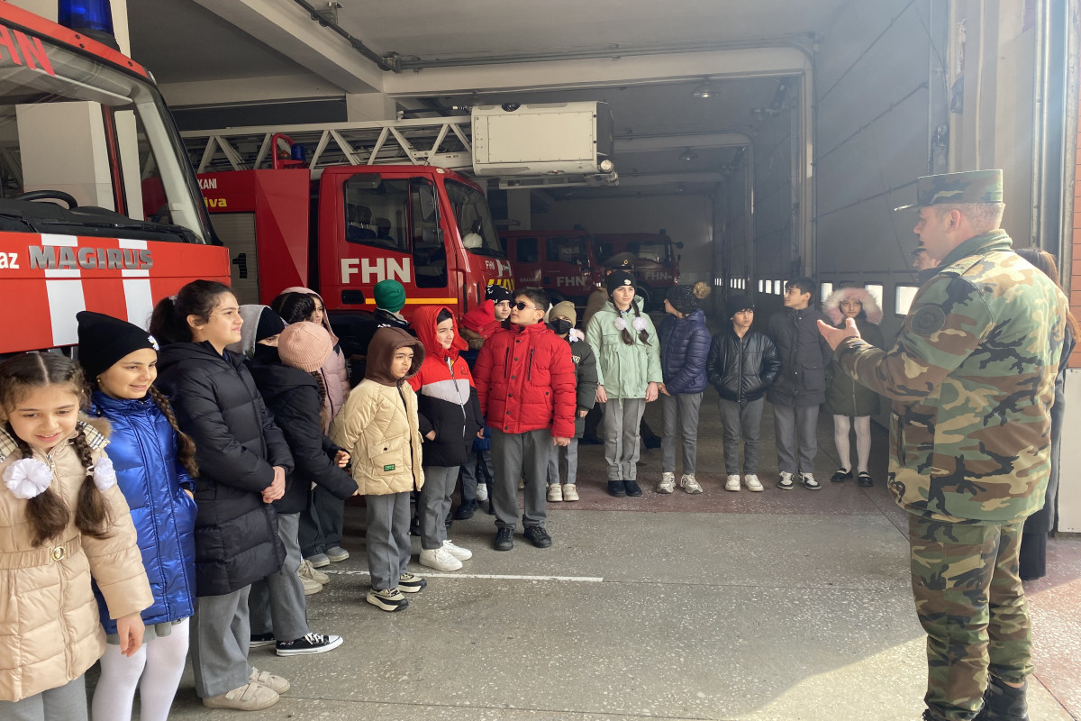 FHN məktəblilər üçün “açıq qapı” günü keçirib - FOTO 