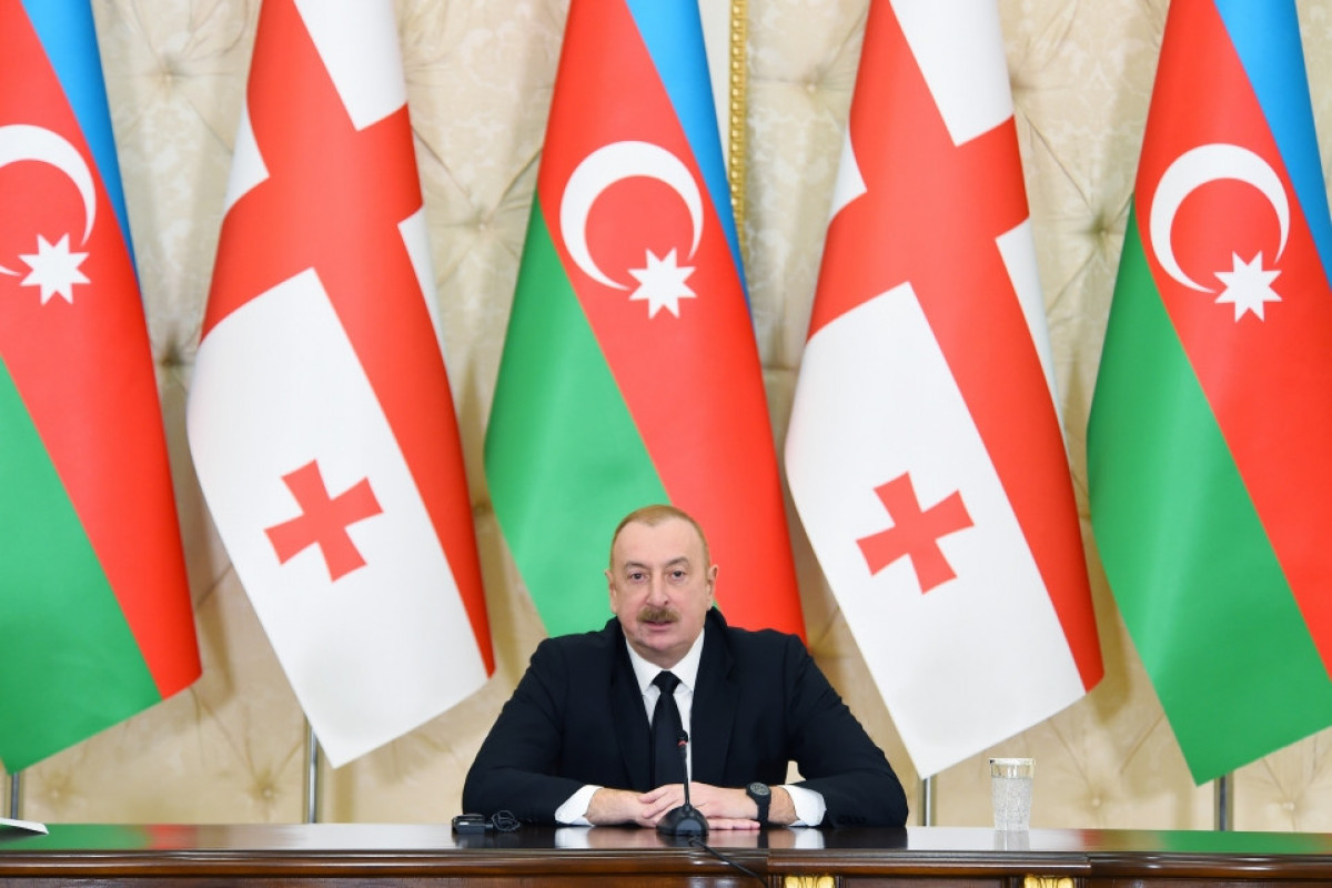 Dövlət başçısı: Azərbaycan ilə Gürcüstan arasında ticarət dövriyyəsi keçən il 15 faiz artıb