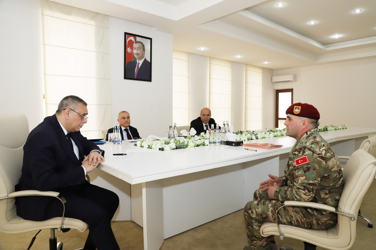 Səfərbərlik Xidmətinin rəisi Qubada vətəndaşları qəbul edib