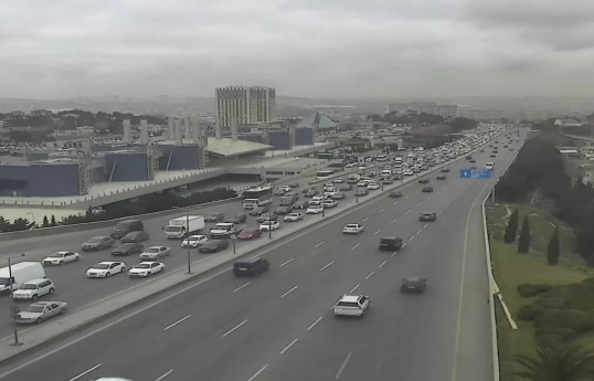 Bakıda sıxlıq olan yollar - SİYAHI 