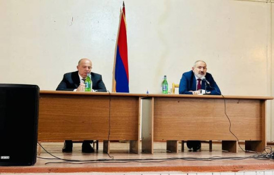 Paşinyan Qazaxla həmsərhəd olan Tavuş bölgəsinə gedib
