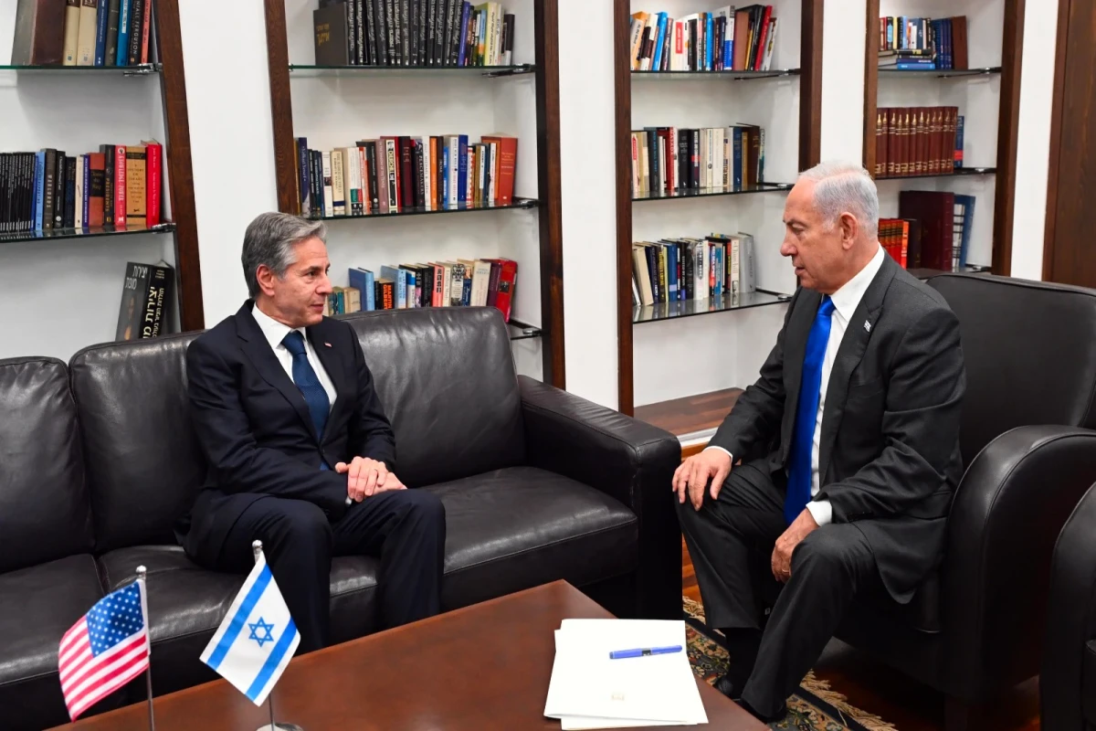 Blinkenin Netanyahu ilə görüşü başlayıb