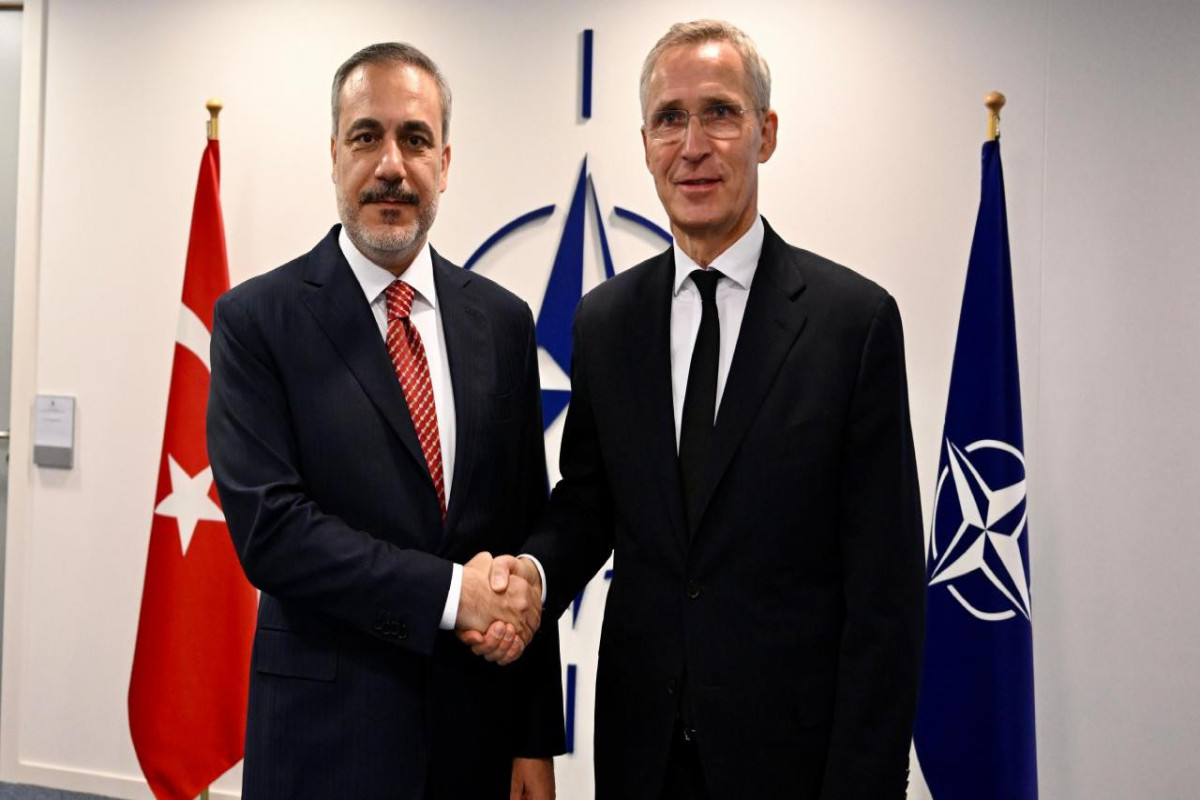 Hakan Fidan Stoltenberqlə NATO XİN rəhbərlərinin iclasına hazırlığı müzakirə edib