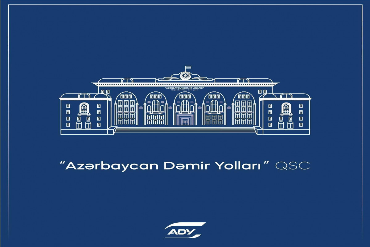 Mingəçevirdə avtomobil dəmiryol keçidinə yaxın dirəyə çırpılıb