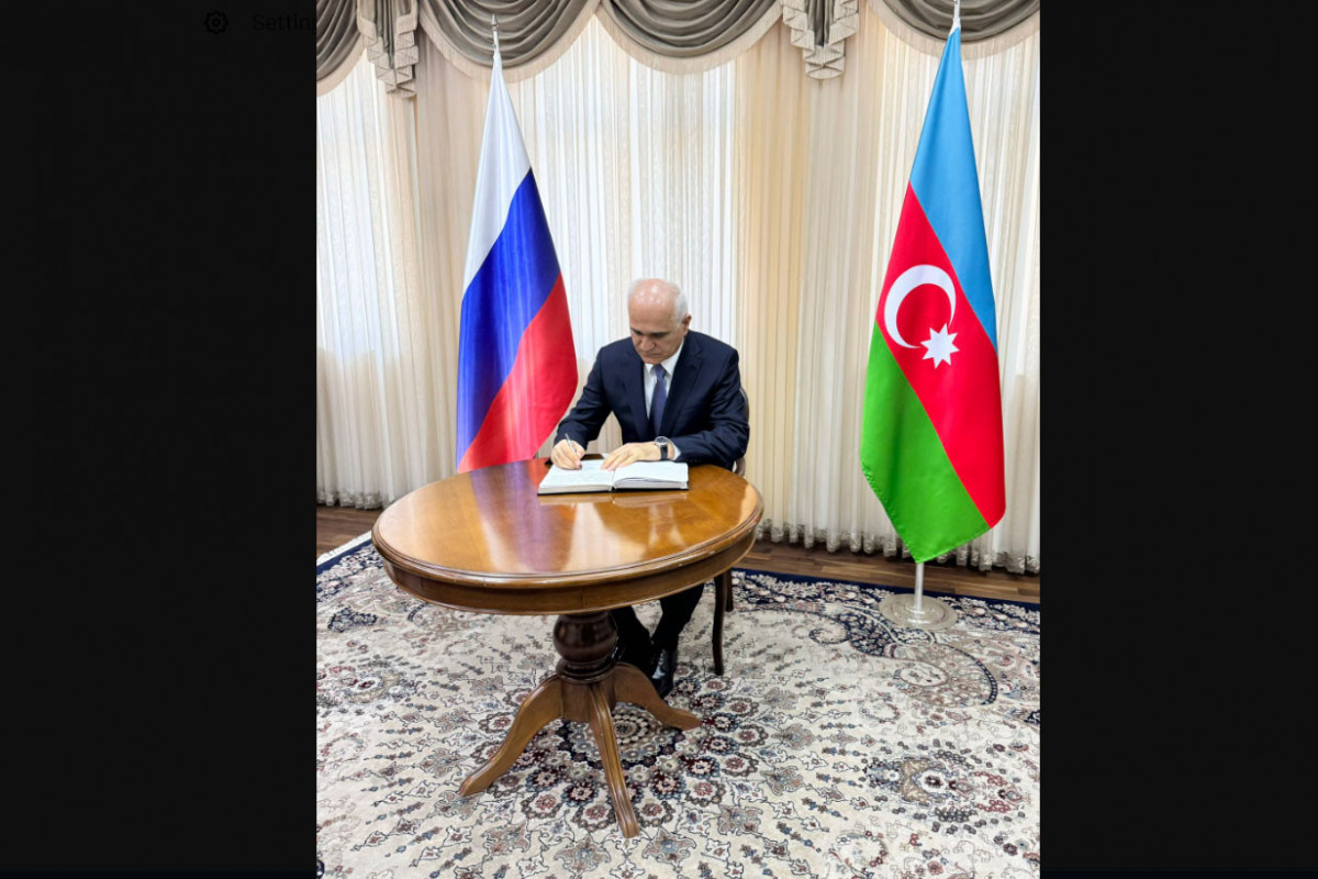 Şahin Mustafayev Rusiya səfirliyində olub, Moskvadakı terror aktı ilə əlaqədar başsağlığı verib