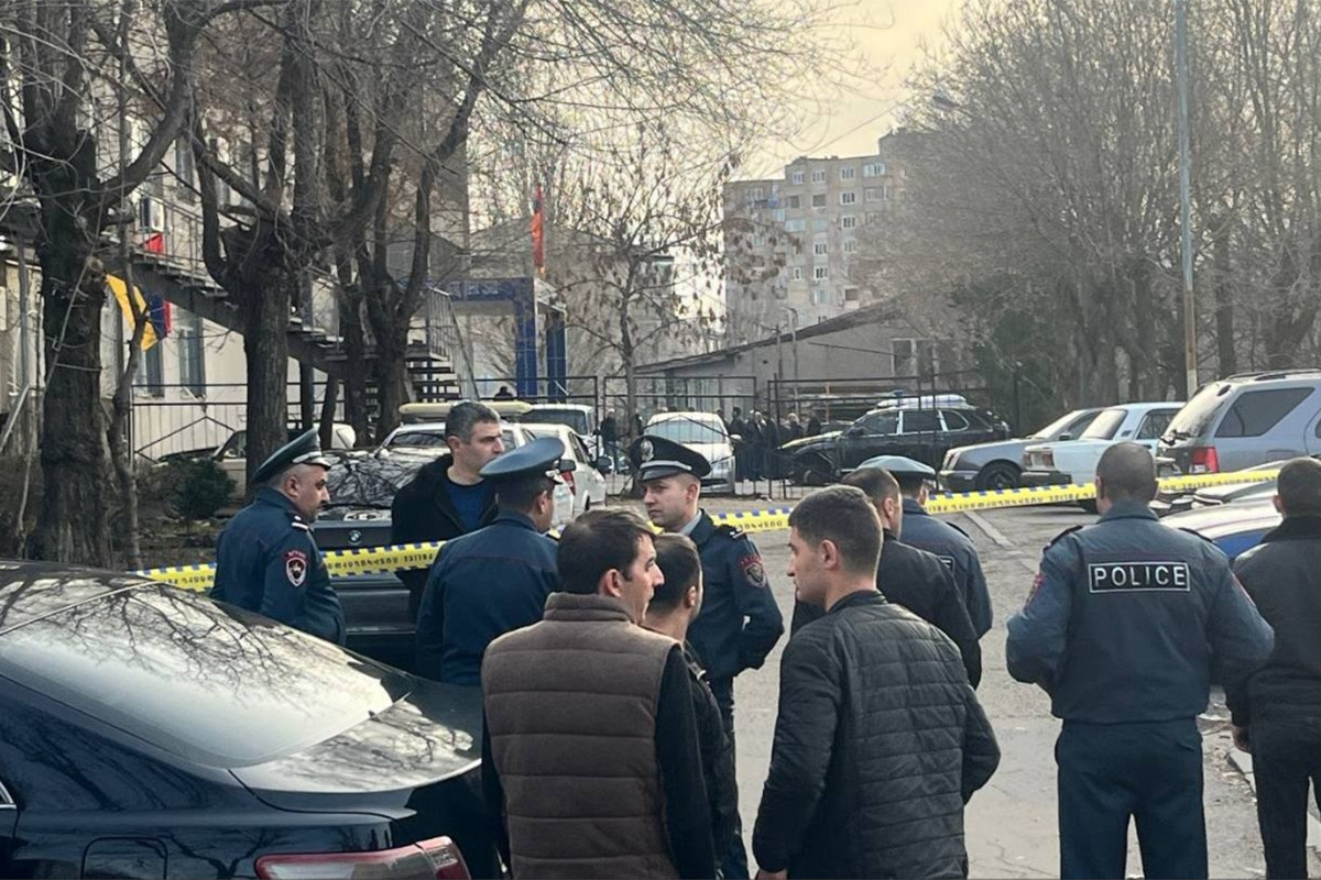 İrəvanda polis bölməsinə hücumla bağlı 2 nəfər həbs edilib