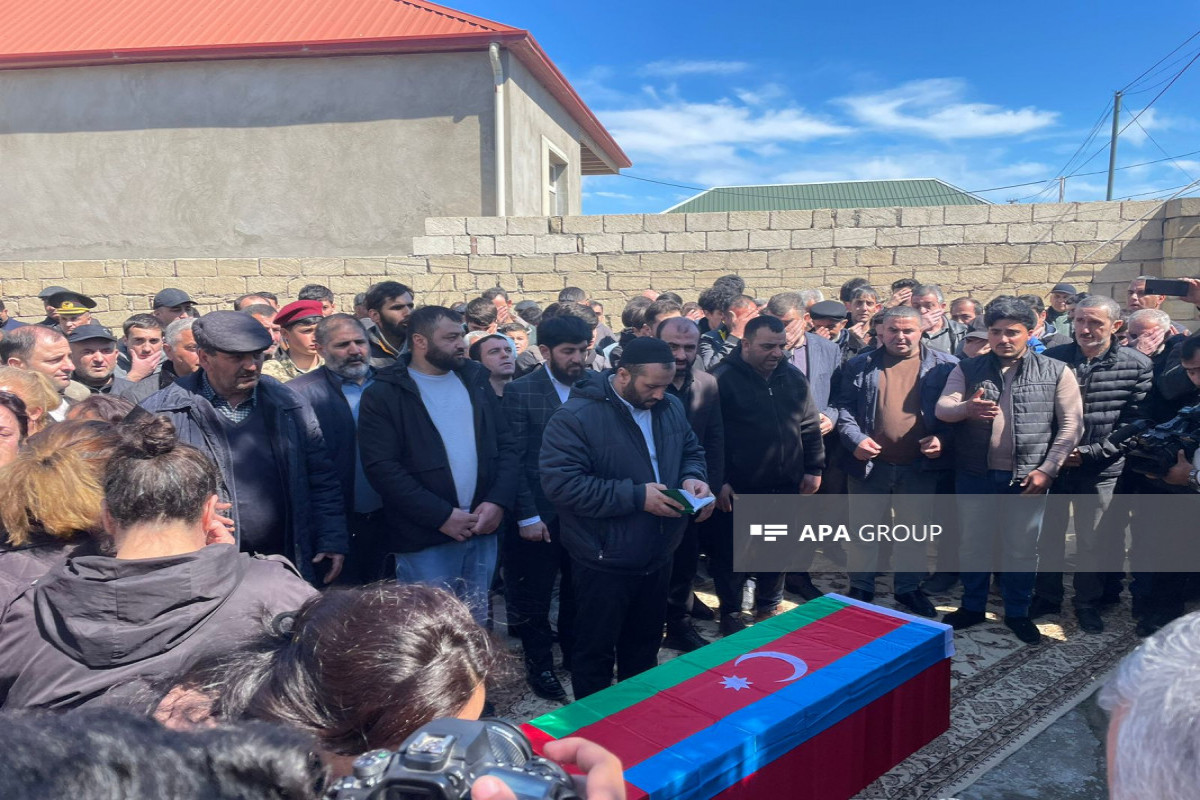Xocalı soyqırımında itkin düşən Akif Mahmudovun 32 il sonra tapılan qalıqları dəfn olunub- FOTO  - VİDEO  - YENİLƏNİB 