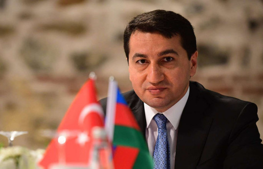 Hikmət Hacıyev NATO-nun sabiq Baş katibi Rasmussenlə bağlı paylaşım edib