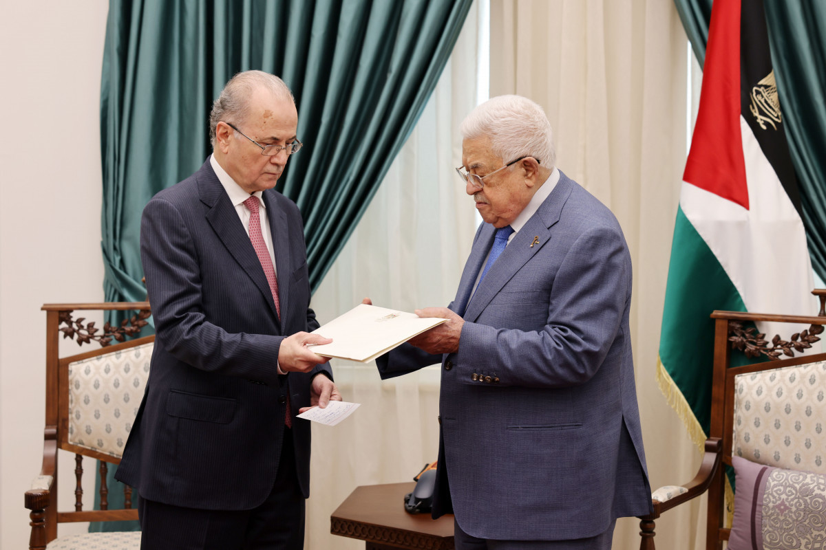 Palestinian Prime Minister Mustafa forms new cabinet