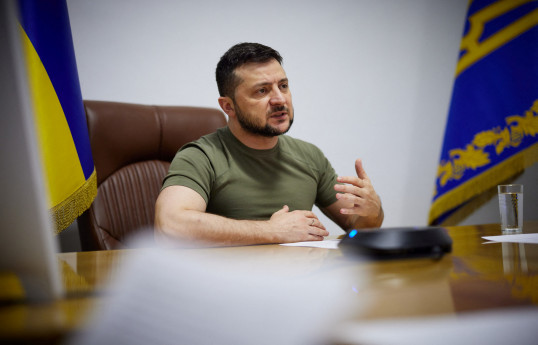 Zelenski: “Ukrayna münaqişəsi ABŞ silahlarına tələbatın artmasına səbəb olub”
