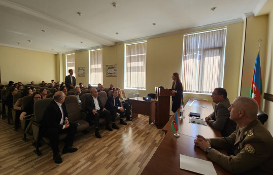 Tibb müəssisələrinin radioloji fəaliyyətlə məşğul olan əməkdaşları üçün tədbir keçirilib
