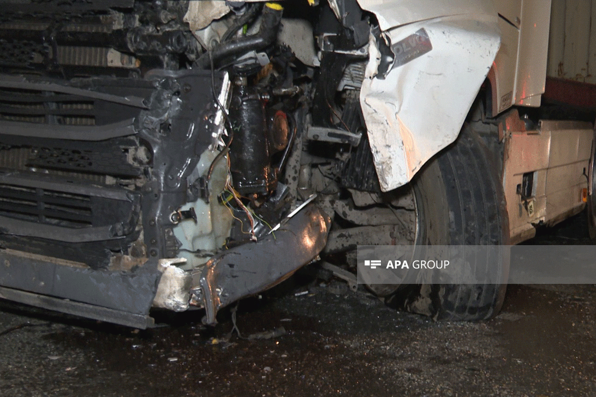 Severe traffic accident kills two, injures two others in Baku-<span class="red_color">PHOTO