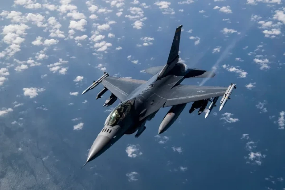 Пентагон: Киев получит не только F-16, но и весь спектр вооружений для него