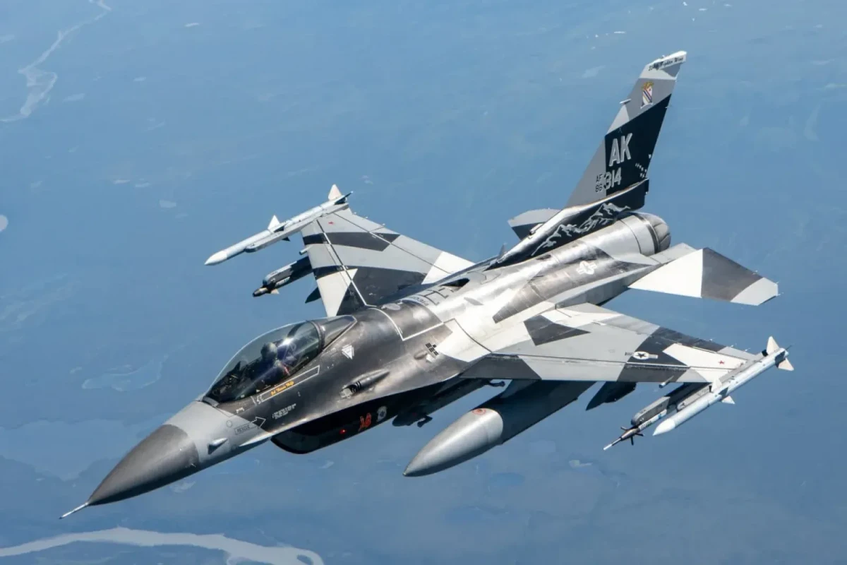 ABŞ-də F-16 qırıcısı qəzaya uğrayıb