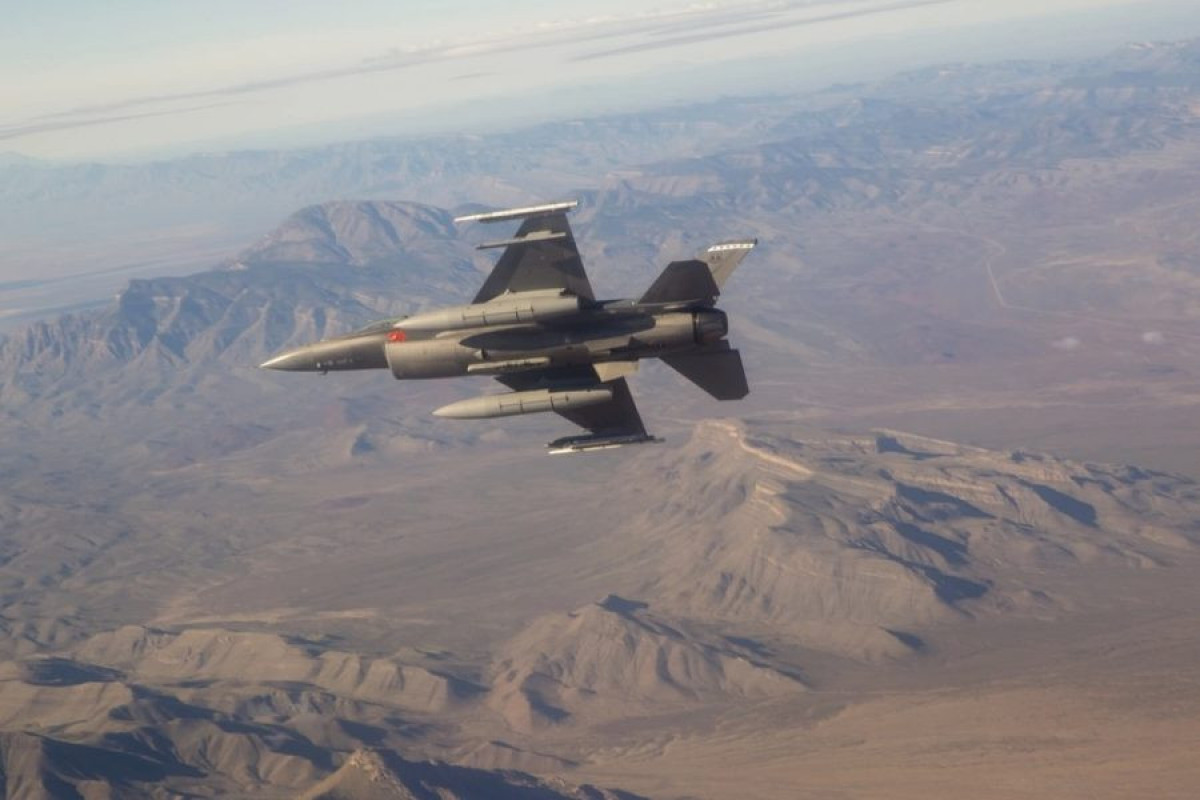 F-16 fighter jet crashes in U.S. New Mexico, pilot ejected