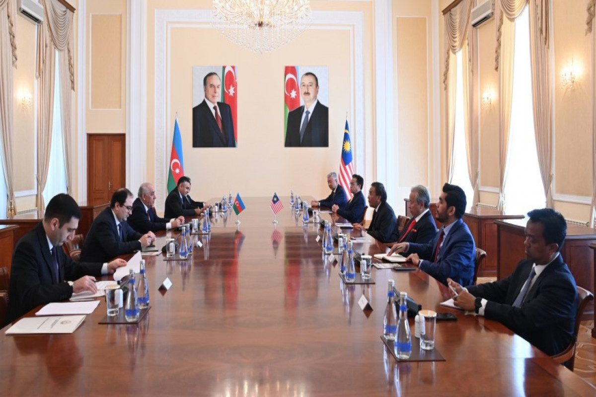 Prime Minister Ali Asadov meets with President of Senate of Malaysian Parliament