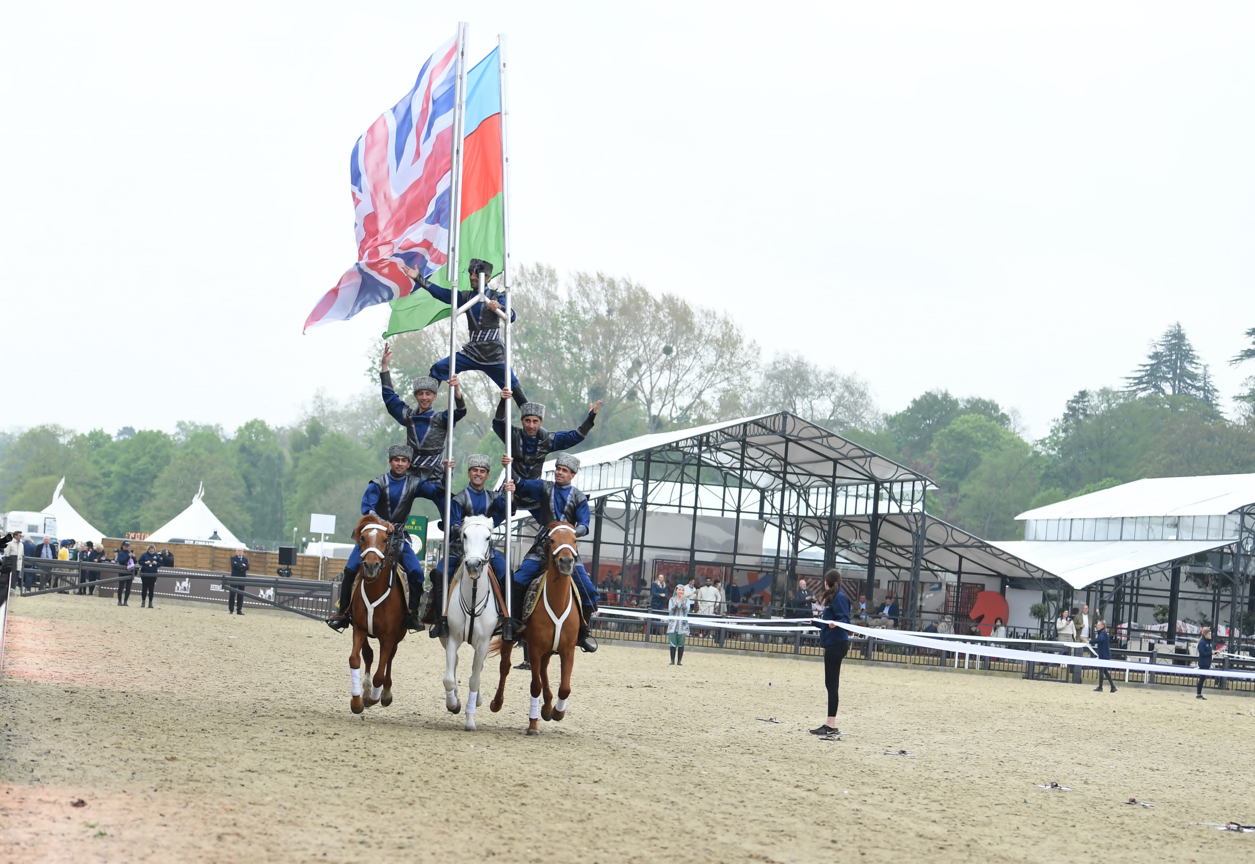 Qarabağ atları Britaniyada “Vindzor Kral Atçılıq Şousu”da təmsil olunub - VİDEO 