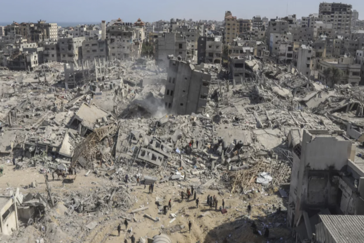 KİV: İsrail Rəfaha intensiv hava zərbələri endirib