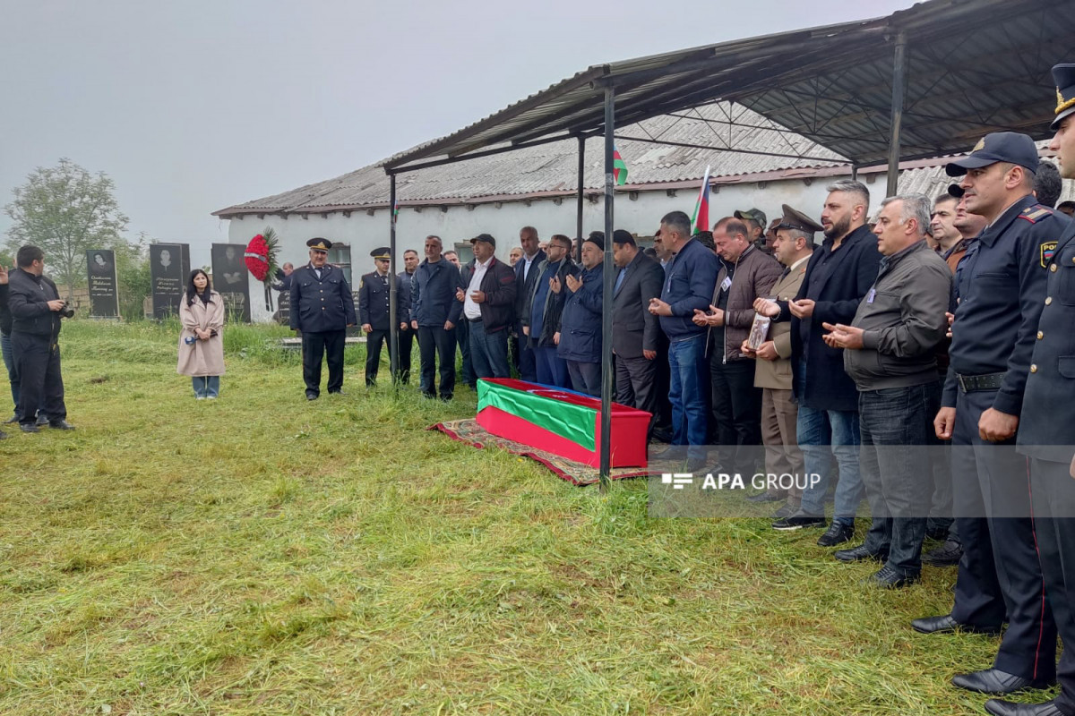 В Лерике проходит церемония прощания с шехидом, пропавшим без вести в I Карабахской войне -<span class="red_color">ФОТО
