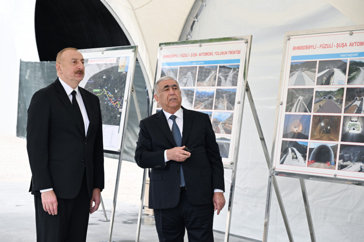 Dövlət başçısı Əhmədbəyli-Füzuli-Şuşa avtomobil yolunda görülən işlərlə tanış olub, birinci tunelin açılışında iştirak edib