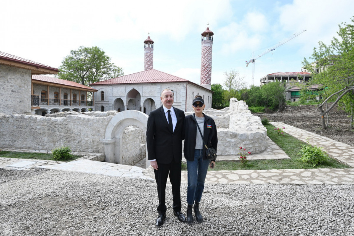 Президент Азербайджана ознакомился с реставрационными работами в мечети Ашагы Говхар Ага в Шуше-<span class="red_color">ОБНОВЛЕНО