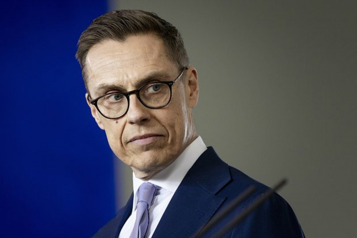 Finlandiya prezidenti: Ukraynada sülhə gedən yol yalnız döyüş meydanından keçir