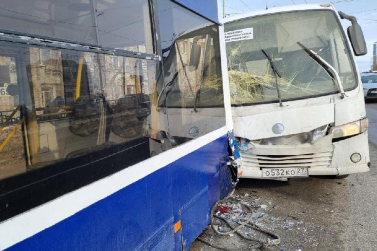 Rusiyada avtobusla yük maşını toqquşub, 5 nəfər xəsarət alıb