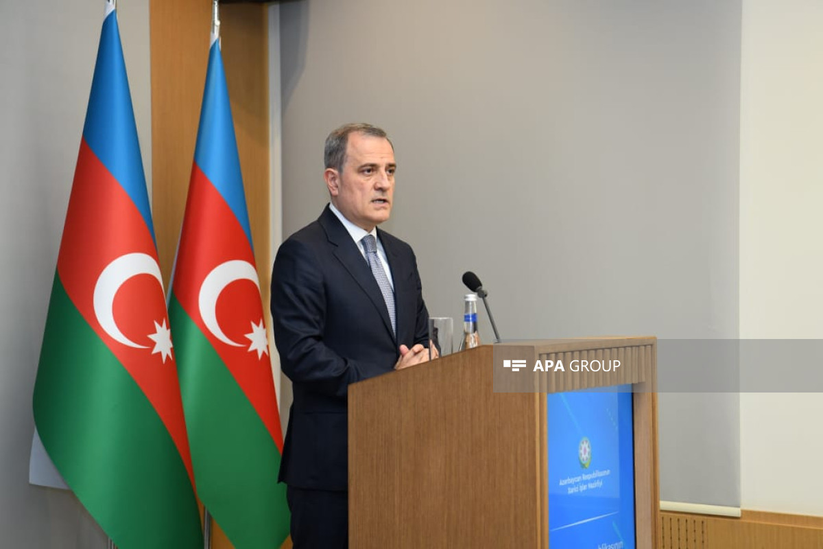 Nazir: Mandatı tükənmiş, arxaik xarakter daşıyan Minsk qrupunun saxlanılmasına heç bir ehtiyac yoxdur
