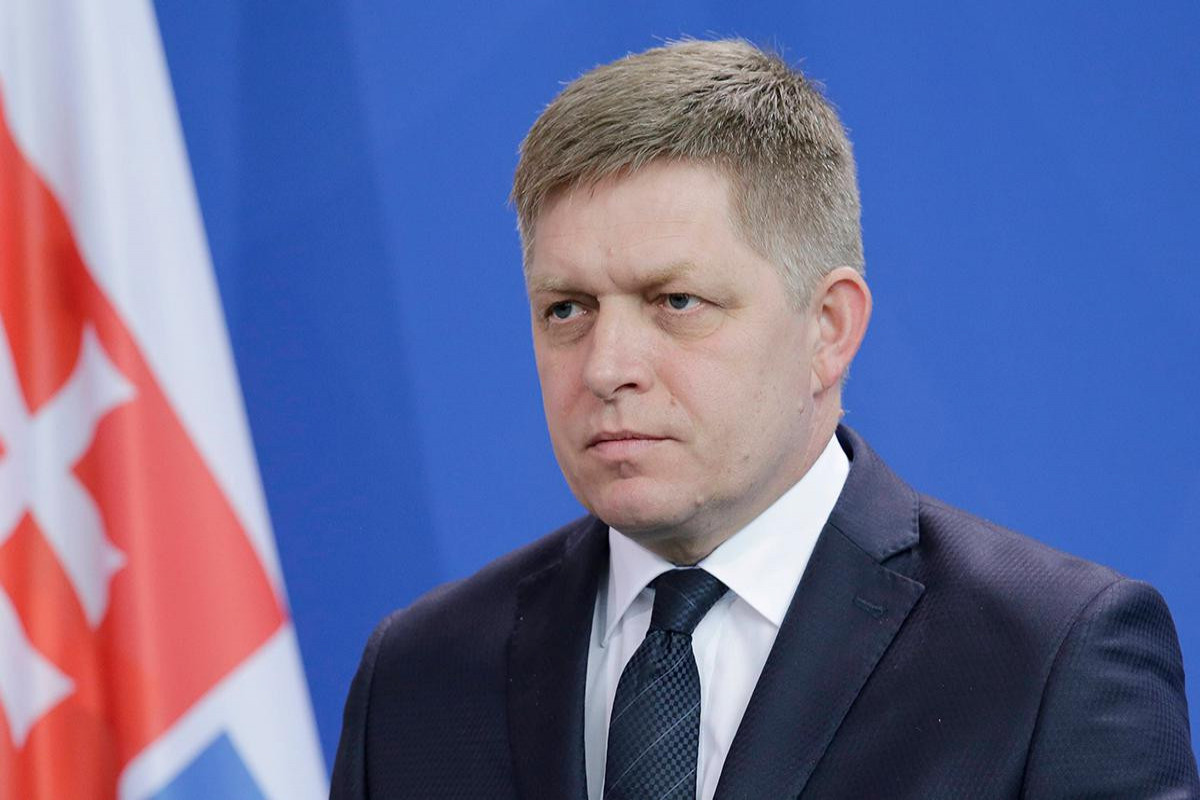 Slovakiya baş nazirinin son vəziyyəti açıqlanıb