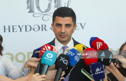 Agentlik direktoru: Rus bölməsi üzrə sinif sayı artırıla bilər