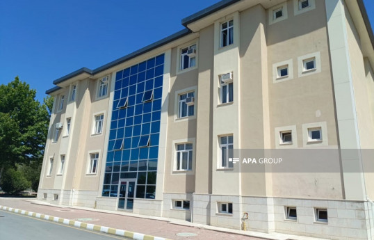 Naxçıvan Arxitektura və Tikinti Komitəsinin sabiq rəisinin məhkəməsi başlayıb