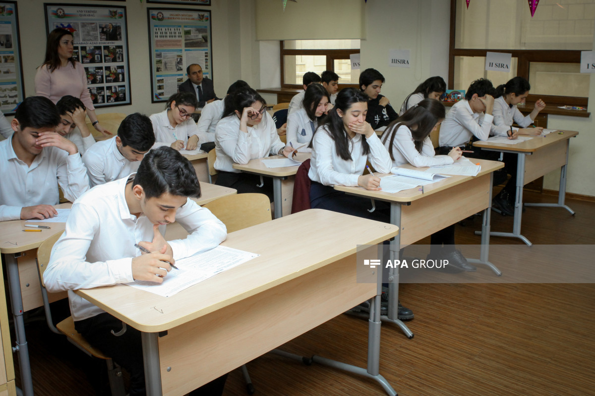 В Азербайджане обнародованы результаты выпускного экзамена, проведенного 21 апреля