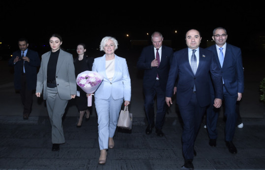 Latviya Parlamentinin sədri Azərbaycana rəsmi səfərə gəlib - FOTO 