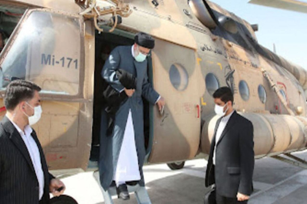 İran prezidentinin helikopteri “təcili eniş” edib