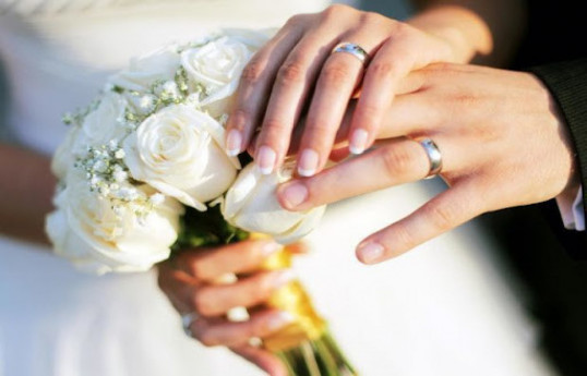 Nikah yaşının 1 il azaldılması ilə bağlı müraciətlərin sayı məlum olub