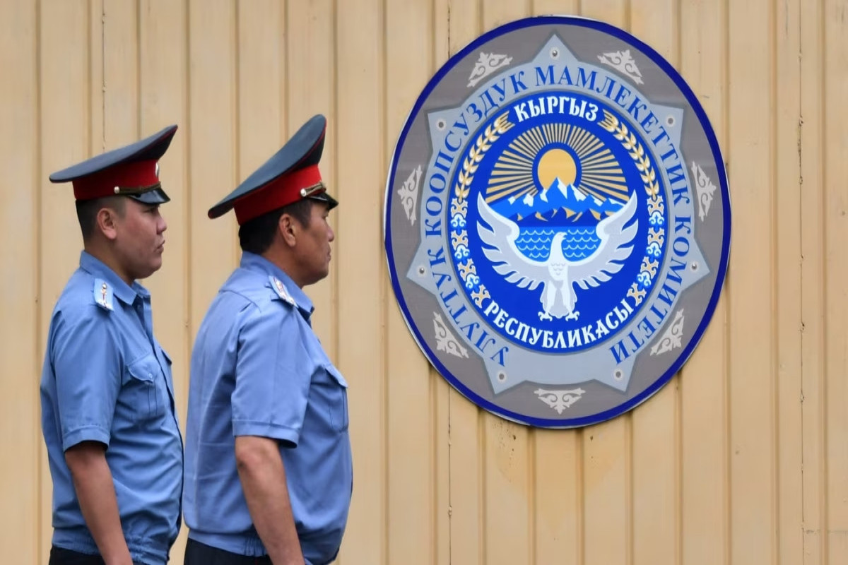 КНБ Кыргызстана предупредил силы, желающие захватить власть