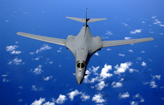 ABŞ Böyük Britaniyaya iki strateji bombardmançı təyyarə göndərib