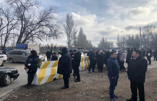 Bişkek aeroportu mina xəbərdarlığı səbəbindən boşaldılıb, ərazi yoxlanılır