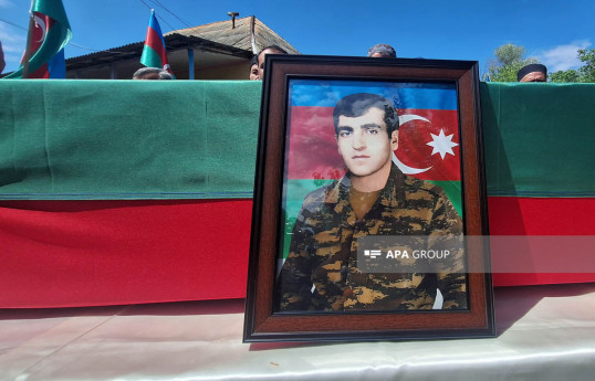 Birinci Qarabağ müharibəsində itkin düşən şəhidin qalıqları Ucarda dəfn edilib - FOTO 