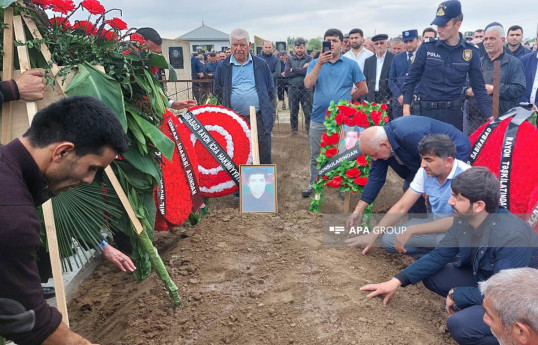 30 il sonra kimliyi müəyyən edilən şəhidin qalıqları Sabirabadda dəfn olunub - FOTO 