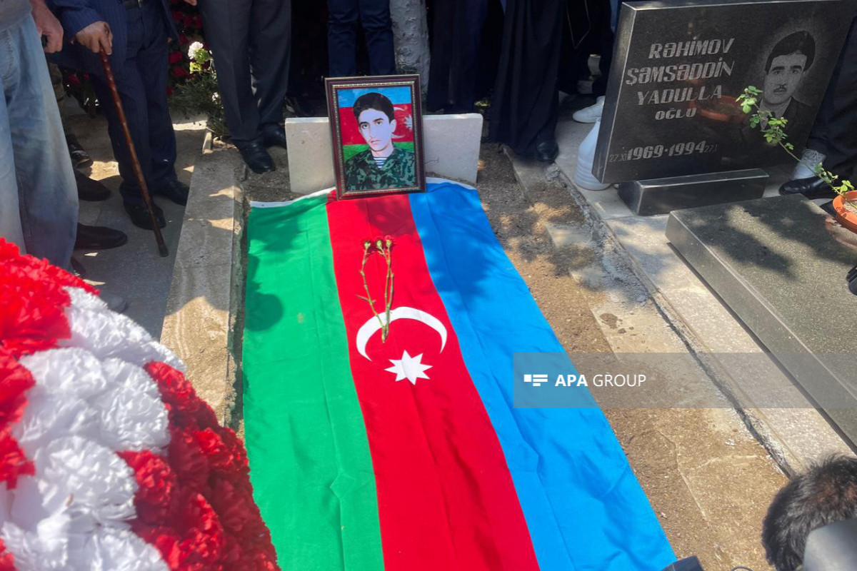 В Сумгайыте захоронены останки шехида Алекберова Джавида Фазиль оглу,, пропавшего без вести в I Карабахской войне