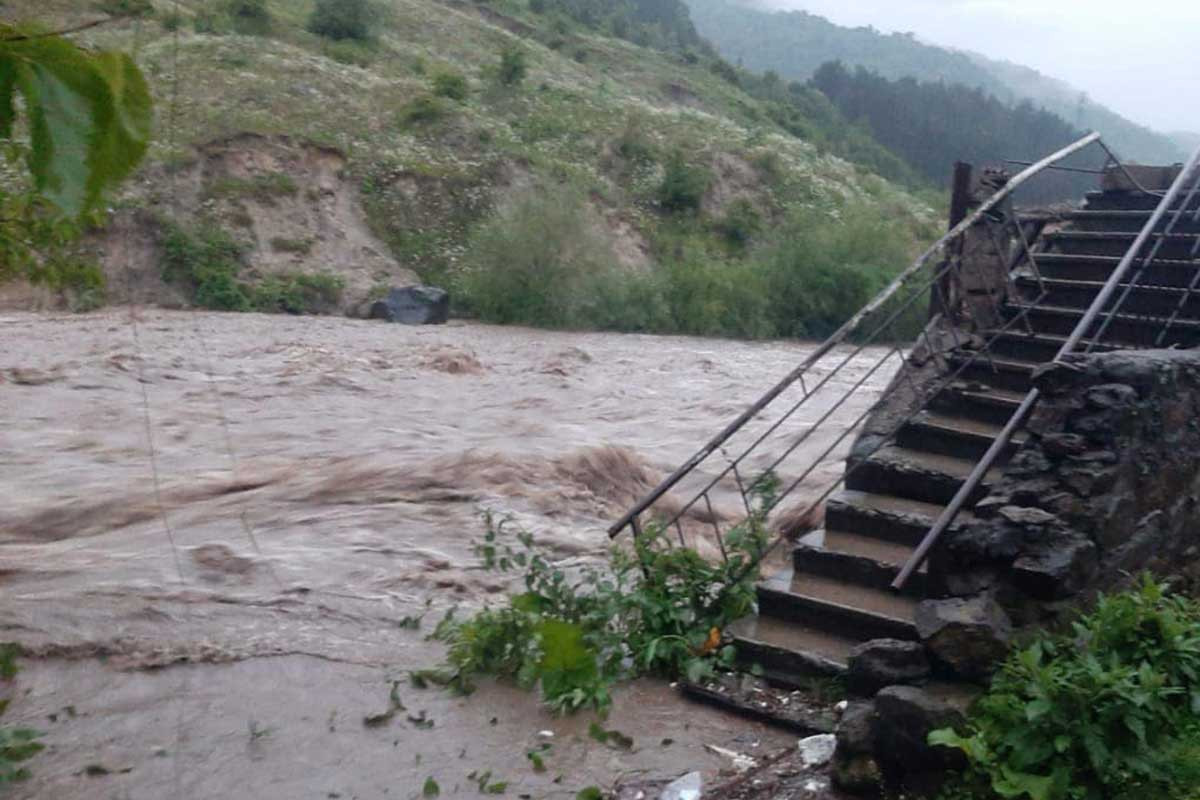 Floods in Armenia left two people dead and two missing, says minister-<span class="red_color">VIDEO