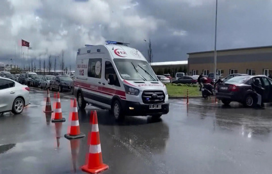 İstanbulda ofisdə partlayış baş verib, xəsarət alanlar var