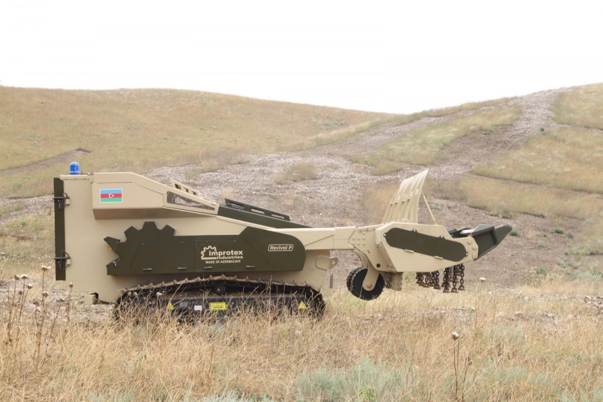 ANAMA involves 10 Azerbaijan-made demining machines in operations -<span class="red_color">PHOTO